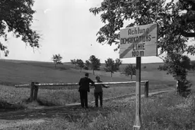 何为侵略者的代价？二战德国被分割两半长达41年，至今伤口仍痛图片