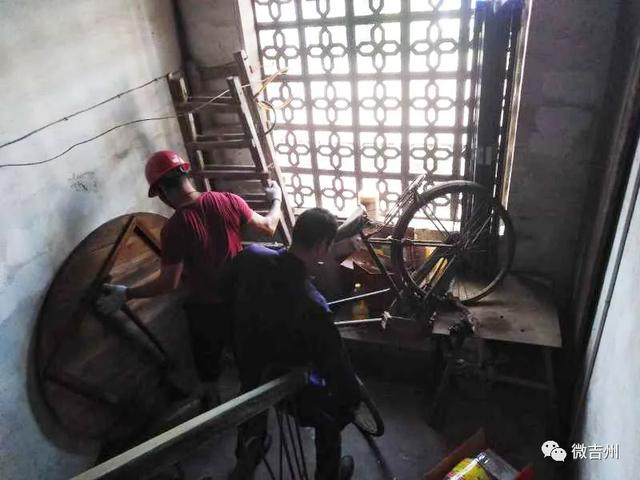 让“僵尸车”不再“霸道”，各街道这样做...