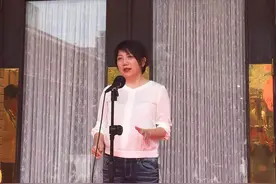 蓝绿冲突，女“绿委”被“性骚扰”？“蓝委”：我又不是饿死鬼图片