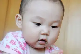 据说，身上有这八个特点的宝宝，天生福相！快看看你家宝宝占几条图片