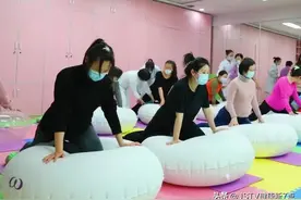 产后宝妈有漏尿，市妇幼专家来支招图片
