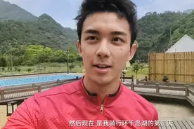 21岁童星吴磊自曝长胖10斤，难挡健硕肌肉，和童年样子大不同图片