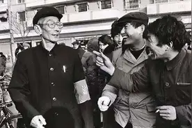 马三立曾被同行用烟头烫，老人家不记仇，多次夸侯宝林和小辈儿图片
