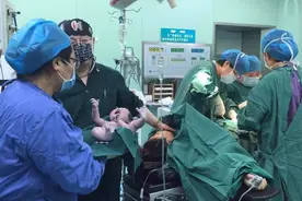"开十指"的宫口会被撑多大？看图告诉你真相，女人太不容易了图片