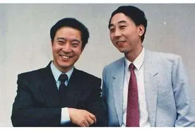 冯巩牛群经典相声之无所适从，这俩搭档实在是太逗了，乐翻全场图片