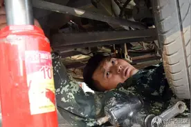 我的铁班长，真 · 铁一样的男子...图片