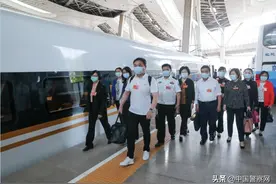 全国人大代表陈林：“履职、破案、抗疫”三个身份三种责任图片