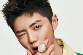 鹿晗芭莎大片来袭，精致的短发，调皮的眼神图片