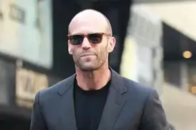 全世界唯一一个能驾驭地中海发型的男人图片