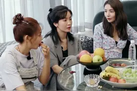 麦迪娜海陆的误会终于解开了，小麦内疚又自责，忍不住的掉眼泪图片