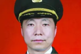 中国人民解放军航天员大队16名航天员军衔、职务及资料照片图片