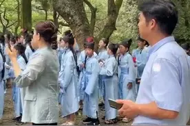 许妈姚爸去菜园摘西红柿，杜母投诉主播失败，公道自在人间图片