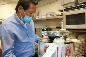 暖心！疫情下 中餐馆濒临崩溃 富豪顾客甩70万巨额支票图片