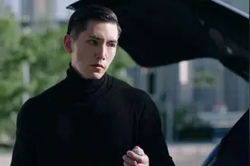 《暴风眼》剧情升级：程雷紧张了，蝙蝠失误了，赫尔末斯初现端倪图片