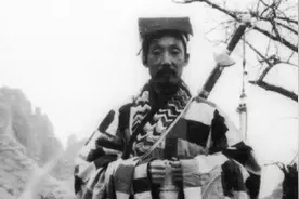 乱世下山救人，盛世归隐深山，老道李圆通的抗战情怀，被历史铭记图片