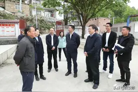 省人社厅到安顺市紫云自治县督战调研脱贫攻坚工作图片