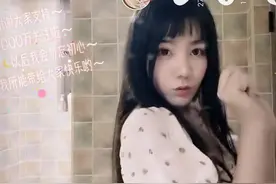 小团团彻底露脸热舞，大秀身材和颜值！粉丝却质疑不是本人图片
