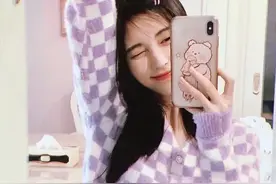 鞠婧祎的腰好细，鲁照华马甲线迷人，盘点十位腰精女神图片