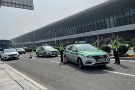 男子国庆节回家在群里“拼车”，结果还没出郑州就被查了图片