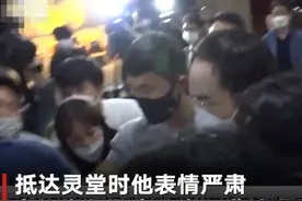 首尔市长儿子为父守灵：时隔8年首次回国，此前疑因兵役争议远赴英国定居图片
