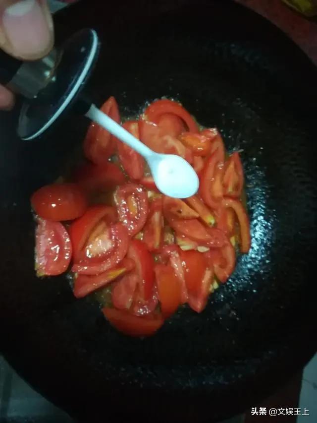 瀹冨惈鏈?0绉嶆皑鍩洪吀锛屽啀璐甸兘瑕佺粰瀛╁瓙澶氬悆锛屽瀛愪釜澶撮珮浜庡悓榫勪汉