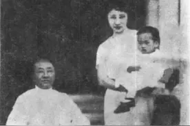 世间最不求回报的爱：虽然你小指不弯曲，但你肯定是我亲生女儿图片