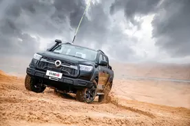 这是今年最火的一台皮卡--长城炮图片