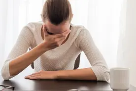 负债会让一个人变得有多可怕？只有经历过才能体会到内心有多痛苦图片