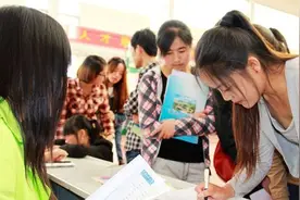 研究生上岸后，可以“躺赢”三项福利，贫困家庭考生也能安心读研图片