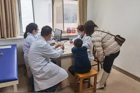 近期儿童呼吸道疾病高发！遇上发烧、咳嗽，家长可以这样做图片