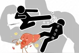 肝病爱在夜间发作，一旦出现这3种异样，尽快去医院检查一下图片