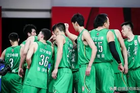 辽篮集结时间确定，老将享受特殊待遇，韩德君郭艾伦赴国家队报到图片