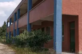 古天乐捐建的小学已荒废多年，相关部门回应：已改成老年活动中心图片