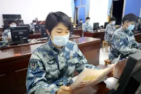 新训女兵话务专业，开训！图片
