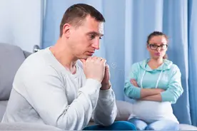 女人为什么不想生二胎？因为孕期感到最“无助”图片