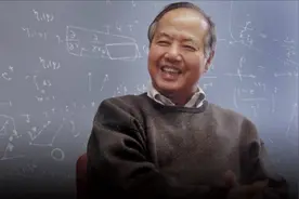31岁获诺奖，他是“神童博士”，美国大学200年来最年轻的华人教授图片