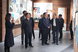 景德镇乐平市党政考察团一行到南康考察图片