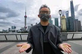 “千粒纯金大米扔黄浦江”讽刺不了浪费粮食，只会加剧仇富现象图片