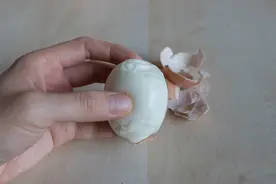 一勺小苏打，让你体验剥蛋壳的高光时刻图片
