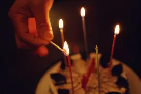 心理学：人与人之间的最大差距在于“过不过生日”图片