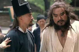 李逵真的是天不怕地不怕吗？其实他在梁山不敢招惹的就有十来个人图片