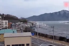 实拍：从海啸爆发到结束全过程，日本311海啸幸存者绝望哭喊图片
