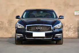 车长超5.1米，小众C级车英菲尼迪Q70L图片