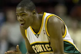 讨论丨NBA历史榜眼排名1-10：指环王1 杜兰特2 韦斯特3图片