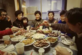 为什么“断亲”现象如今越来越普遍，背后的根本原因是什么？图片