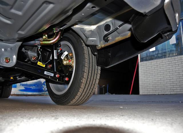 2万买台二手车，搭载明星发动机，双独立悬架，还是改装界的宠儿