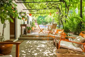 庭院设计：联排别墅不想和邻居家一样？这样做，让院子与众不同图片