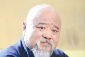 痛惜！国家一级演员李琦自曝恶病缠身，顿顿喝酒每天2包烟毁了他图片