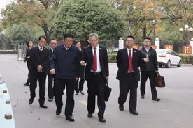 湖北荆州市检察院党组书记、代理检察长余书金调研指导监利检察工作图片