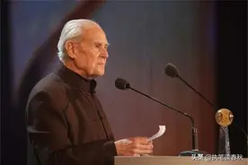 美国大兵娶中国演员，用16年的努力入中国籍，曾直言骄傲做中国人图片
